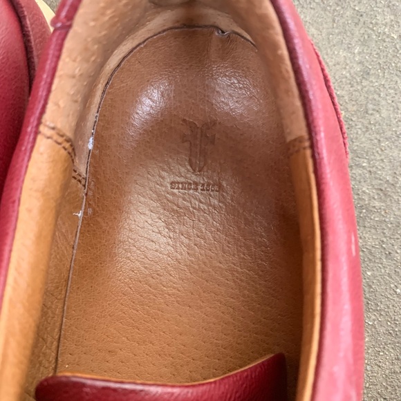 Size 8 red leather Frye sneakers - Picture 3 of 6